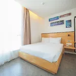 Jw Boutique Hotel