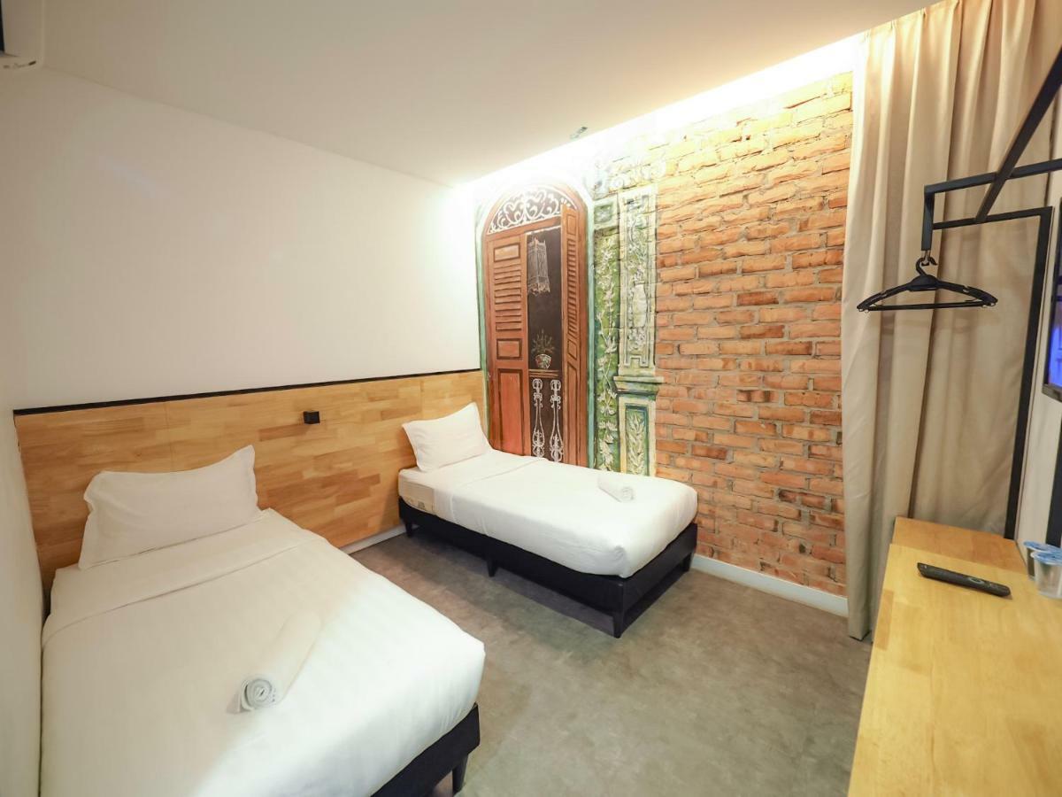 Jw Boutique 3*